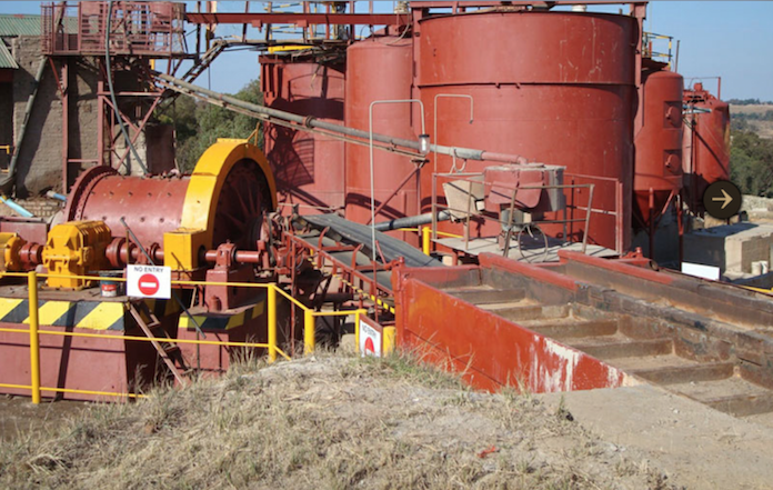 Die Flotations- und Laugenanlage der Lancaster-Mine in Südafrika mit einer Kapazität von 5.000 Tonnen Gestein im Monat © Afrika Gold AG, Schweiz